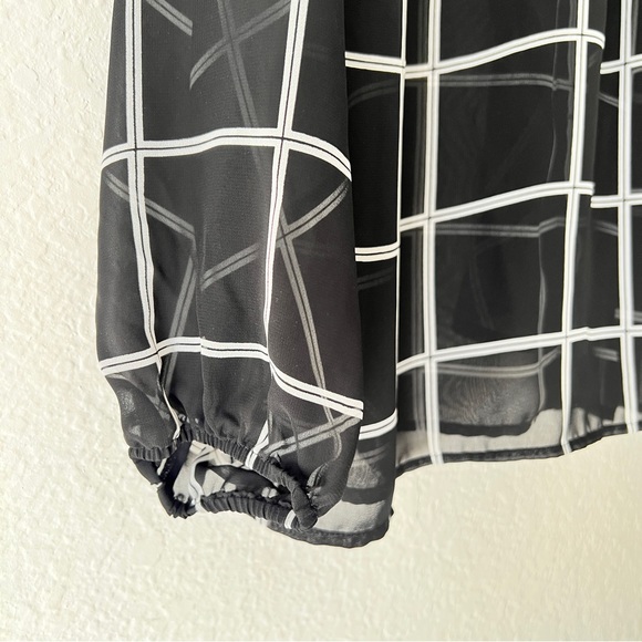 Charter Club Plaid Semi Sheer Rainfall Long Sleeve Blouse Size Large - Picture 5 of 8